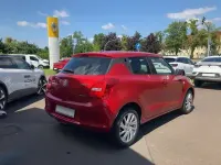 Gebraucht Suzuki Swift Comfort 83 PS (61 kW) 2023 Rot Kleinwagen