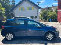 Gebraucht VW Golf VI 105 PS (77 kW) 2012 Blau Limousine