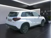 Gebraucht Suzuki Vitara Club 129 PS (94 kW) 2024 Weiß (cool white pearl metallic) SUV