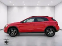 Gebraucht Mercedes GLA200 156 PS (114 kW) 2016 Jupiterrot  unilack SUV