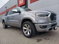 Gebraucht RAM 1500 401 PS (294 kW) 2021 Silber Pickup