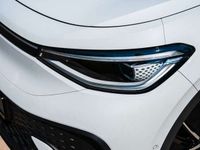 Gebraucht VW ID.5 Pro Performance 150 kW (204 PS) 2023 Gletscherweiß metallic SUV