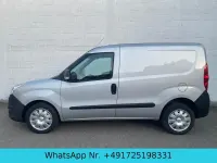 Gebraucht Opel Combo 105 PS (77 kW) 2018 Silber Van / Kleinbus
