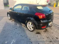 Używany Kia Ceed 2009 Czarny Hatchback