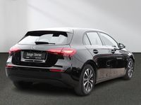 Gebraucht Mercedes A180 136 PS (100 kW) 2023 Andere farbe Kleinwagen