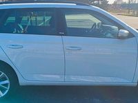 Gebraucht Skoda Fabia Joy 75 PS (55 kW) 2016 Weiß Kombi