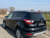 Gebraucht Ford Kuga 150 PS (110 kW) 2019 Schwarz SUV