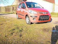 Gebraucht Hyundai i10 77 PS (56 kW) 2008 Rot Kleinwagen