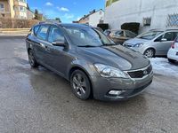 Gebraucht Kia Ceed Spirit 86 PS (63 kW) 2011 Grau Kleinwagen