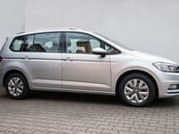 Gebraucht VW Touran 116 PS (85 kW) 2017 Silber Van / Kleinbus