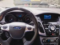 Gebraucht Ford Focus Titanium 182 PS (133 kW) 2013 Grau Kombi