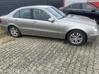 Gebraucht Mercedes E200 184 PS (135 kW) 2006 Silber Limousine