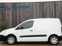 Gebraucht Peugeot Partner 75 PS (55 kW) 2014 Weiß Van / Kleinbus