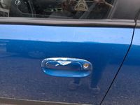 Second-hand Kia Rio 96 CP (70 kW) 2006 Albastru Hatchback