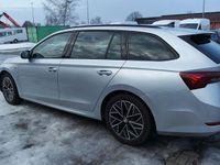 Gebraucht Skoda Octavia Clever 150 PS (110 kW) 2021 Silber Kombi