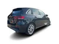 Gebraucht Mercedes B200 163 PS (119 kW) 2022 Schwarz Kleinwagen
