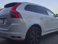 Gebraucht Volvo XC60 Summum 150 PS (110 kW) 2017 Weiß SUV