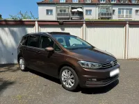 Gebraucht VW Touran Highline 150 PS (110 kW) 2016 Braun Van / Kleinbus