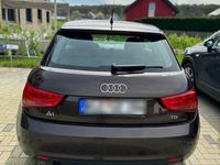 gebraucht Audi A1 1.6 TDI Attraction Attraction