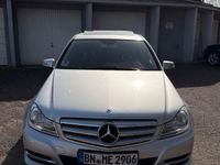 Gebraucht Mercedes C180 Elegance 156 PS (114 kW) 2012 Silber Limousine