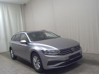 Gebraucht VW Passat 150 PS (110 kW) 2023 Silber Limousine