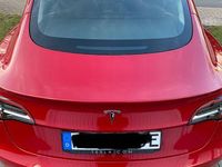 Gebraucht Tesla Model 3 RWD 239 kW (325 PS) 2022 Rot Limousine