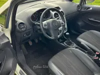 Usado Opel Corsa 87 HP (63 kW) 2012 Bege Citadino