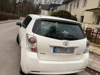 Gebraucht Toyota Verso 2012 Weiß Van / Kleinbus