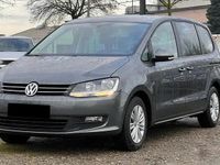 Gebraucht VW Sharan Trendline 150 PS (110 kW) 2018 Grau indiumgrau metallic Van / Kleinbus