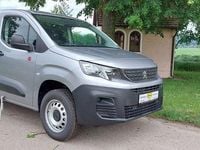 Neu Peugeot Partner 131 PS (96 kW) 2025 Grau Van / Kleinbus