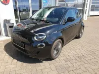 Gebraucht Fiat 500e Icon 69 kW (95 PS) 2023 Onyx schwarz Limousine