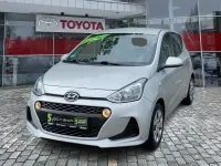 Gebraucht Hyundai i10 Trend 87 PS (63 kW) 2018 Sleek silver / met Kleinwagen