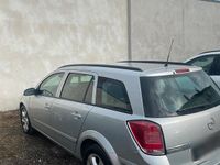 Gebraucht Opel Astra 105 PS (77 kW) 2006 Silber Kombi