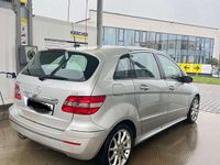Gebraucht Mercedes B200 140 PS (102 kW) 2006 Van / Kleinbus