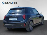 Gebraucht Mini Cooper 114 kW (156 PS) 2025 Schwarz Kleinwagen