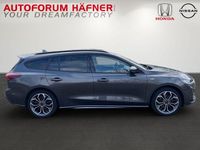 Używany Ford Focus ST-Line 155 KM (114 kW) 2023 Szary Sedan/Limuzyna