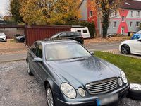 Gebraucht Mercedes E320 224 PS (164 kW) 2004 Blau Limousine