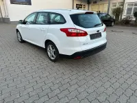 Usado Ford Focus 116 CV (85 kW) 2014 Blanco Familiar