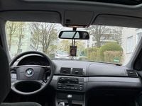 Gebraucht BMW 318 118 PS (86 kW) 1998 Rot Limousine