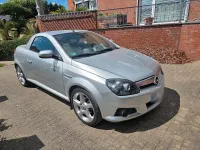 Gebraucht Opel Tigra 90 PS (66 kW) 2004 Silber Cabrio