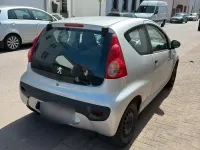 Gebraucht Peugeot 107 68 PS (50 kW) 2007 Silber Kleinwagen