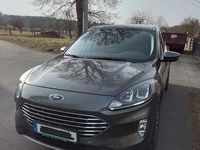 Gebraucht Ford Kuga Titanium 150 PS (110 kW) 2021 Grau SUV