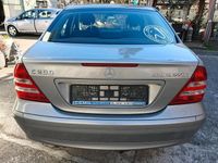 Gebraucht Mercedes C200 163 PS (119 kW) 2004 Silber Limousine