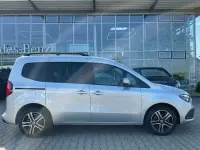 Gebraucht Mercedes T180 Progressive 116 PS (85 kW) 2024 Helvinsilber Van / Kleinbus