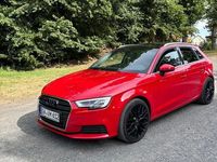Gebraucht Audi A3 S-Line 150 PS (110 kW) 2018 Rot Limousine