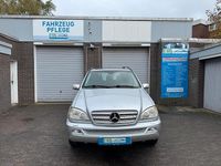 Gebraucht Mercedes ML270 163 PS (119 kW) 2004 Silber SUV