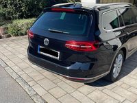 Gebraucht VW Passat Highline 150 PS (110 kW) 2018 Schwarz Kombi