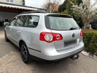 Gebraucht VW Passat 140 PS (102 kW) 2011 Silber Kombi