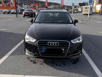 Gebraucht Audi A3 Attraction 125 PS (91 kW) 2016 Schwarz Limousine