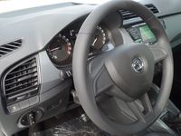 Gebraucht Skoda Fabia Ambition 90 PS (66 kW) 2016 Weiß Kleinwagen